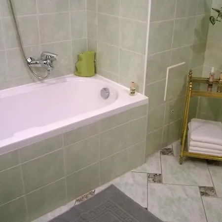 Apartamento Toscana Apartman *